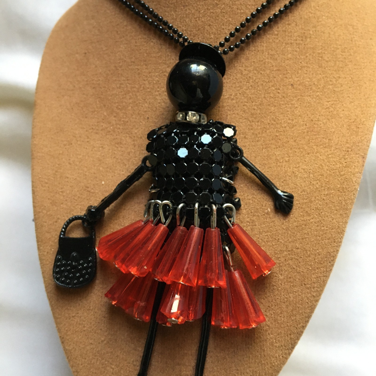 Beaded DOLL 3-1/2″ Pendant – Red & Black -w/ Moving Arms & Legs + 26″ chain