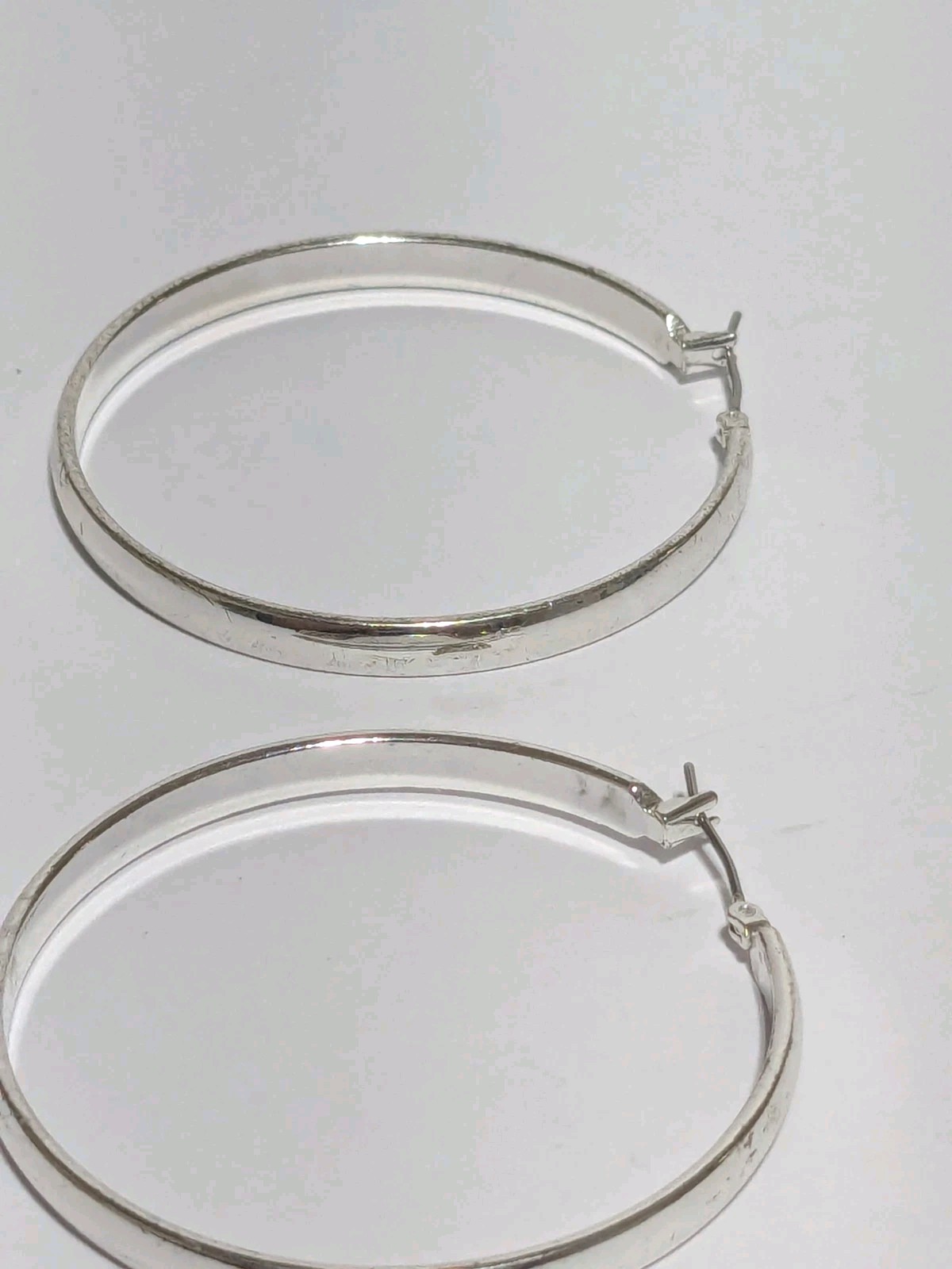 Silver Tone Medium Hoop Push Lock Earrings. Classic. 2″