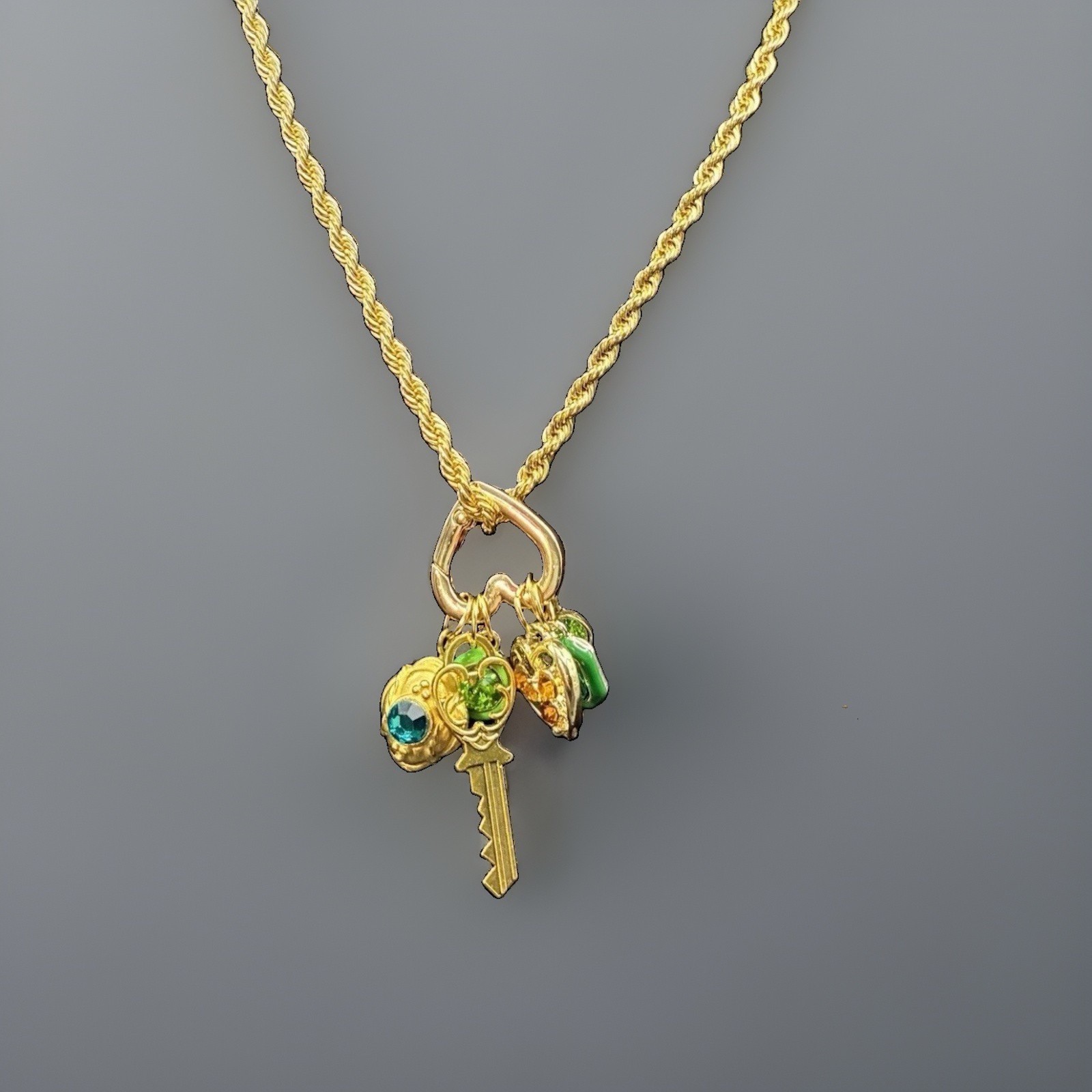 Heart & Key Charms On Carabiner – Rope Chain Necklace – Vintage Estate Jewelry