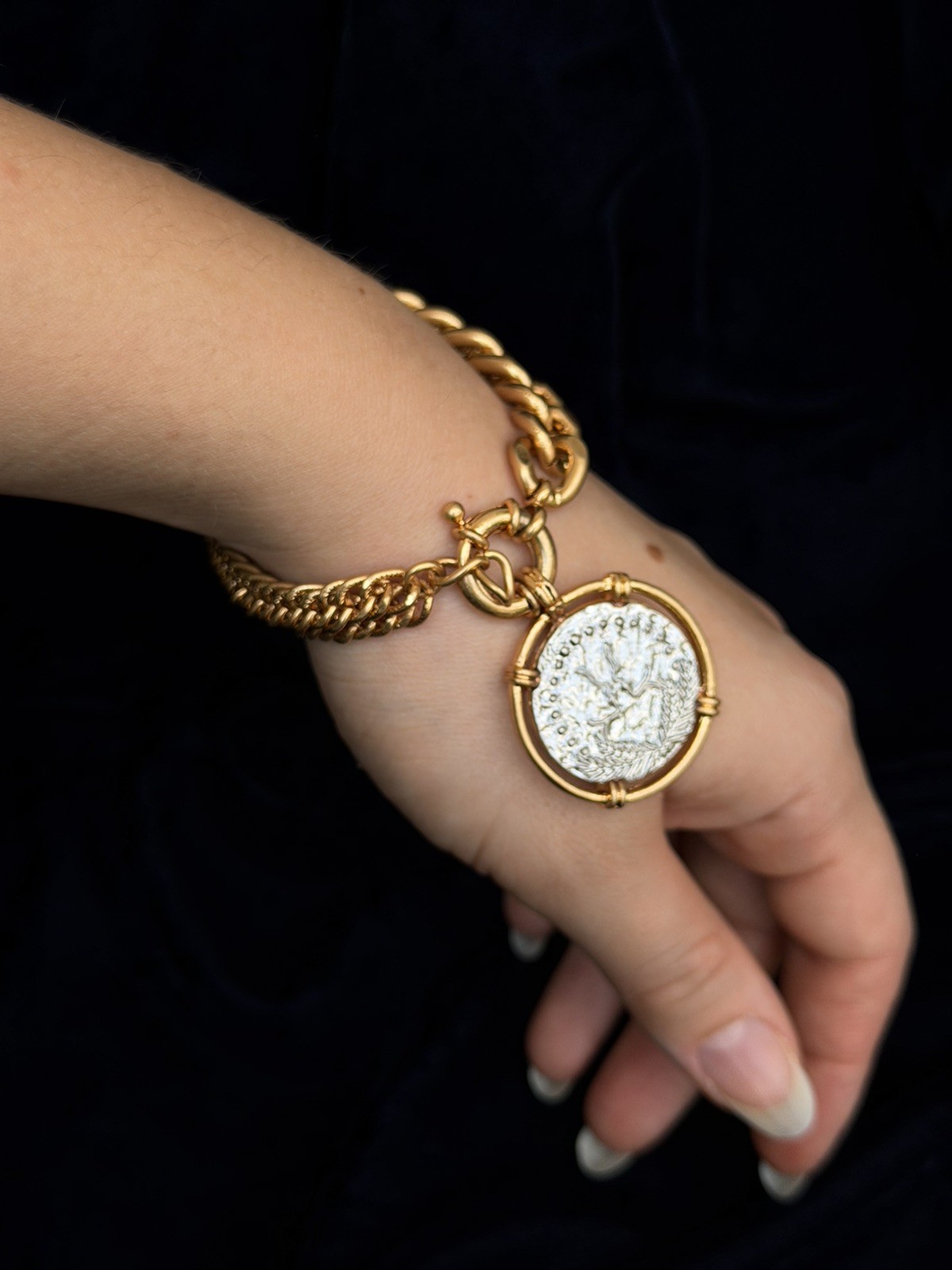 House of Harlow 1960 Byzantine Revival Coin Chain Bracelet Gold Tone 7.5
