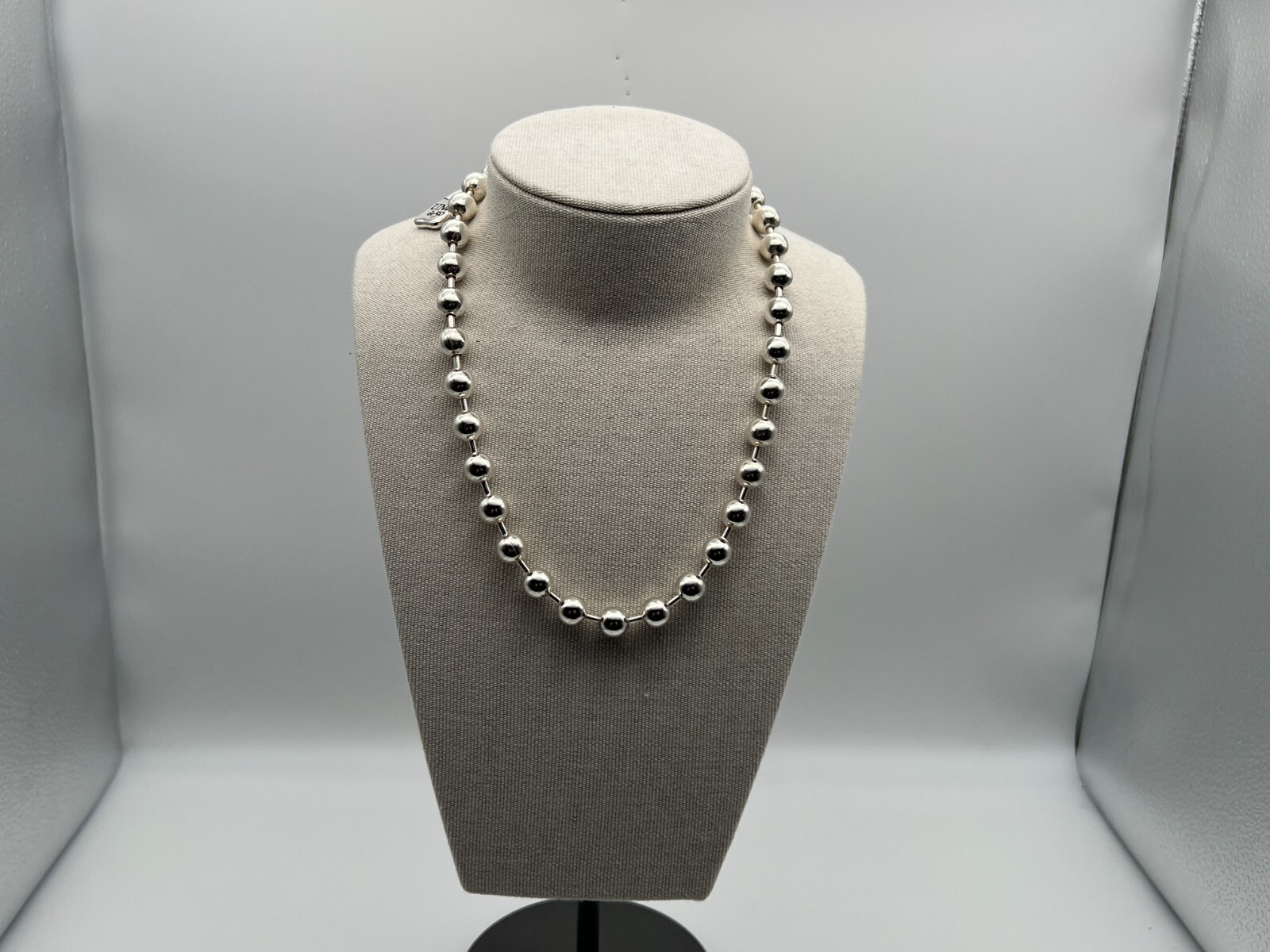 NEW Uno de 50 SNOWFLAKE Necklace Sterling Silver Plated Beaded Ball Chain