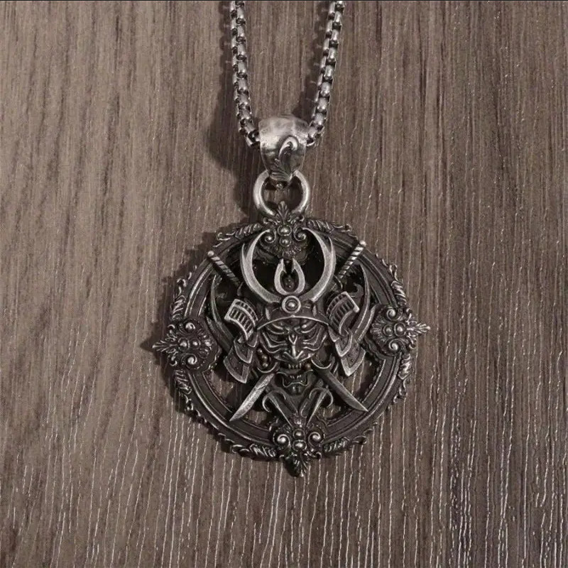 Samurai Devil Jewelry Vintage-Silver Ninja Wisdom Medallion Pendant Necklace