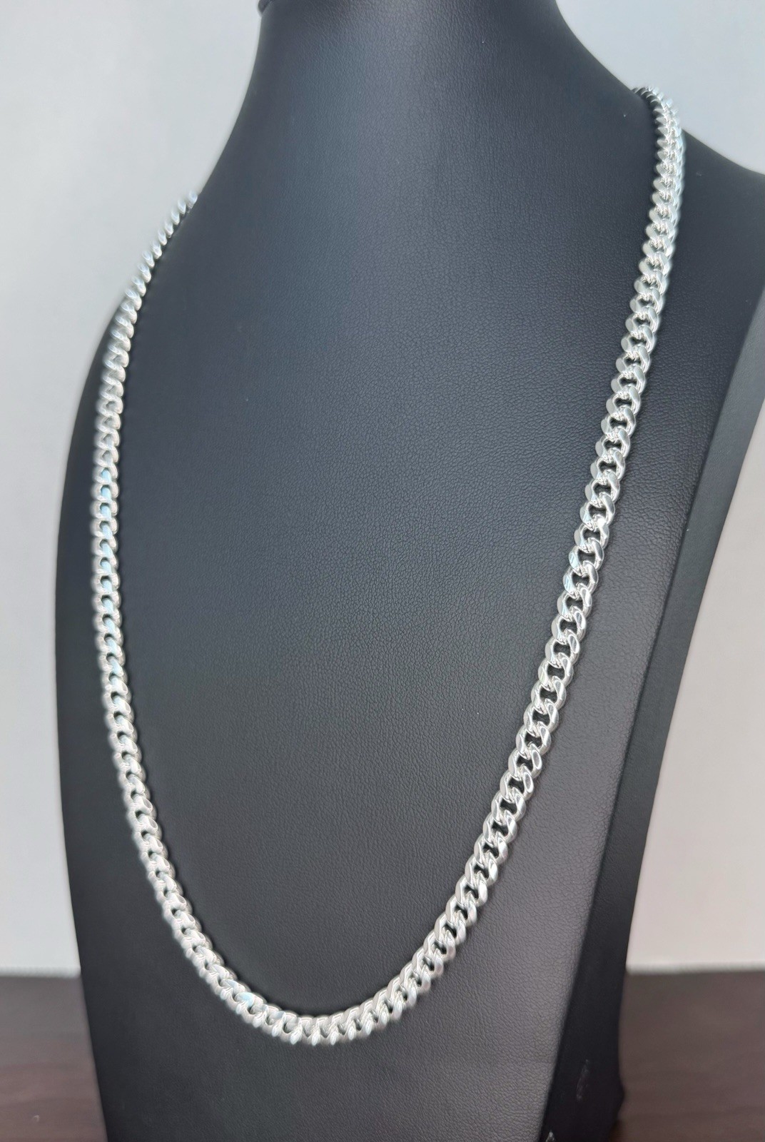 Bold 6mm Cuban Link Chain Iced Box Lock 24″ Silver Tone Classic Unisex Necklace