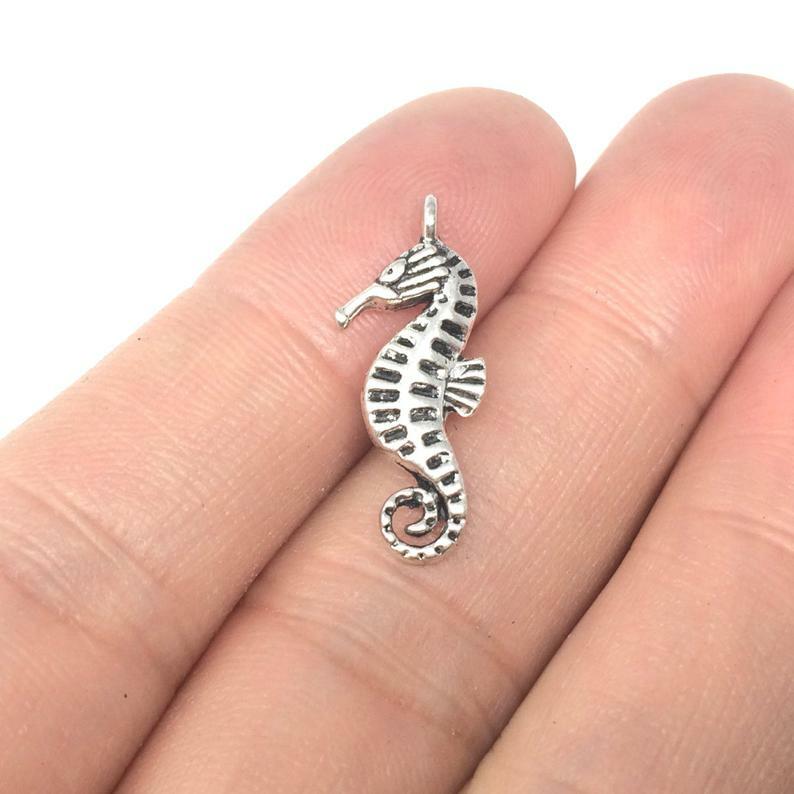 925 Sterling silver 20″ necklace SEA HORSE OCEAN charm female FREE BOX SEAHORSE