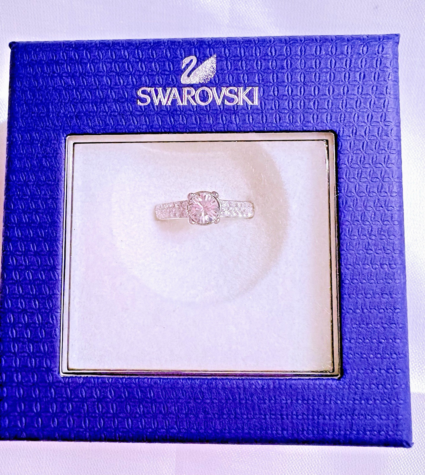 Swarovski Crystal Dazzle Ring size 8 Style# 991995, Brand New In Box