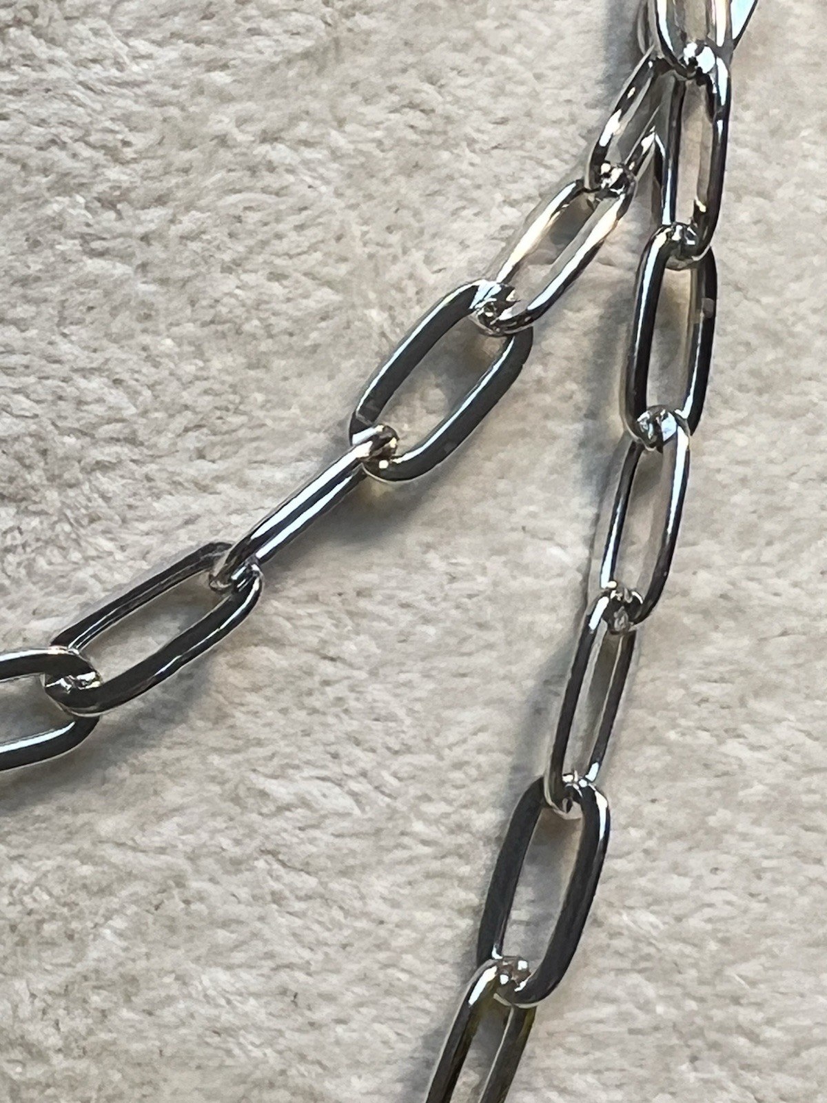 Silver Tone Paper Clip Necklace 32-39”