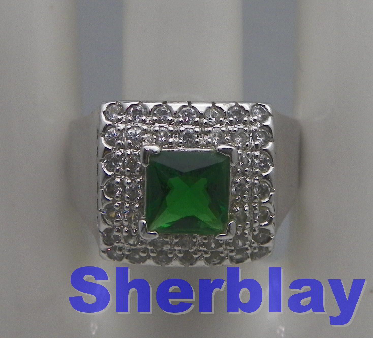 Green Clear Glass Rhinestone Silver Tone Marked Thialand Ring sz 9.5 READ