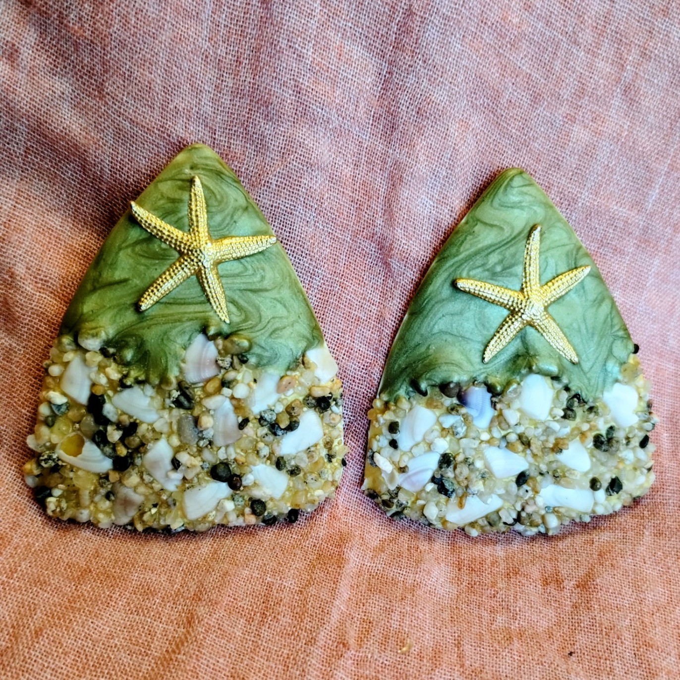 Vintage 1980s 80s Artisan Green Triangle Earrings Gold Starfish Pebble Beach
