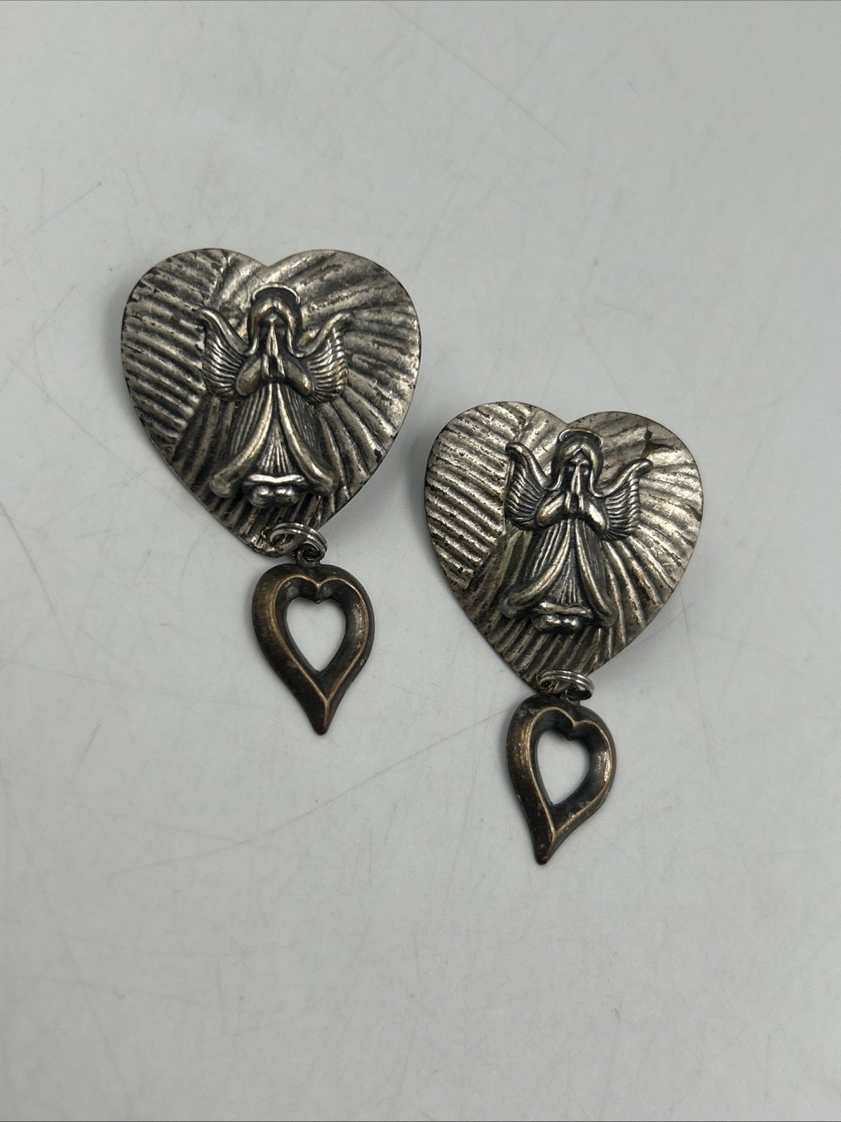 Silver-Tone Angel Heart Earrings Women’s Dangle Drop 3D