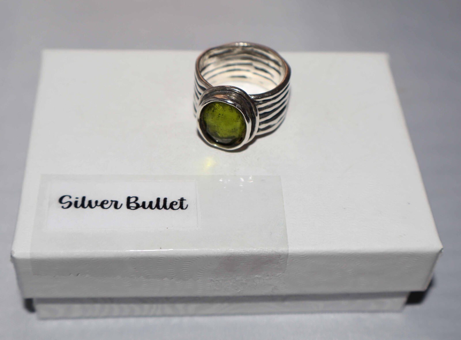 Silpada Sterling Silver Green Glass Ribbed Cuff Ring Size 7.5 R1463