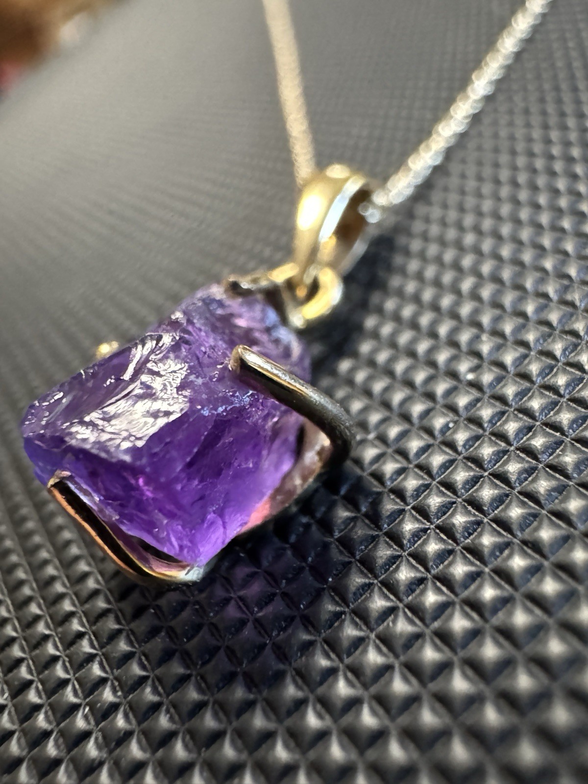 14K Gold Necklace With Genuine Uncut Amethyst Embedded Into Pendant. 18 In, New