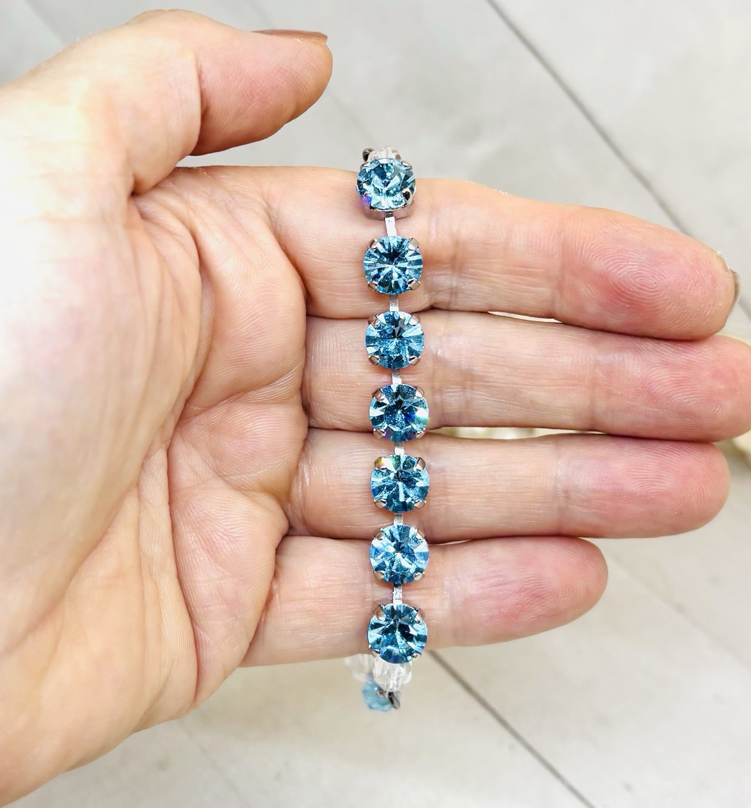 8mm Shiny Silver Plated Beaded Aquamarine Tennis Cup Chain Bracelet