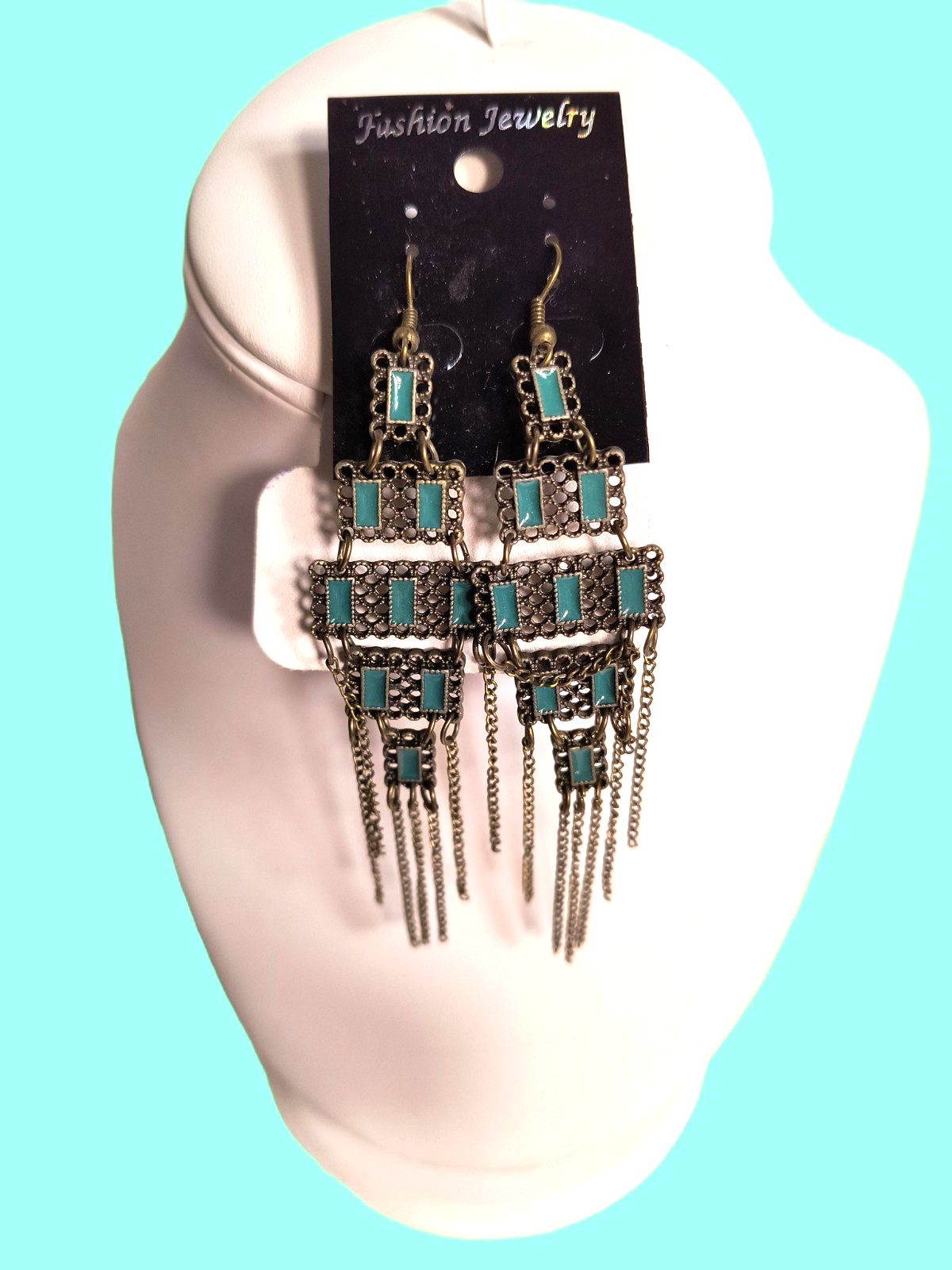 New Fashion Jewelry Women’s Chandelier Dangle Earrings Multicolor Hook Closure
