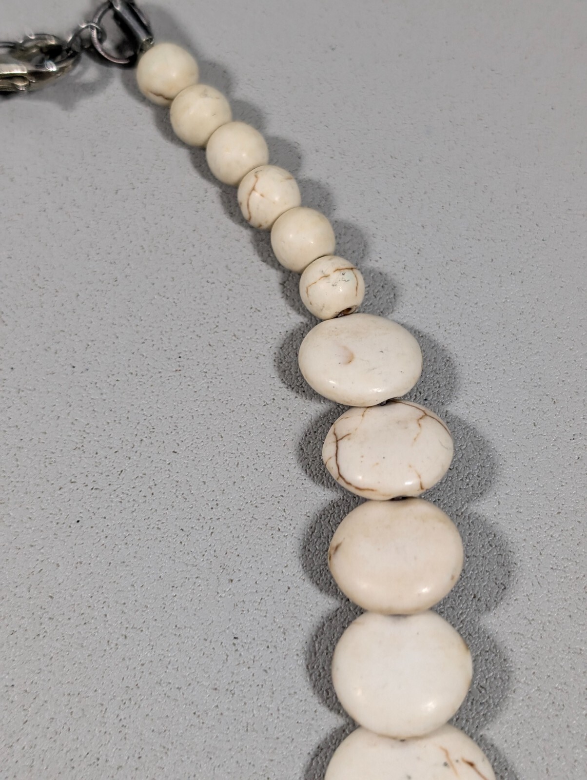 Beachy Coastal Western White Stone Disc Graduated Statement Neckalce
