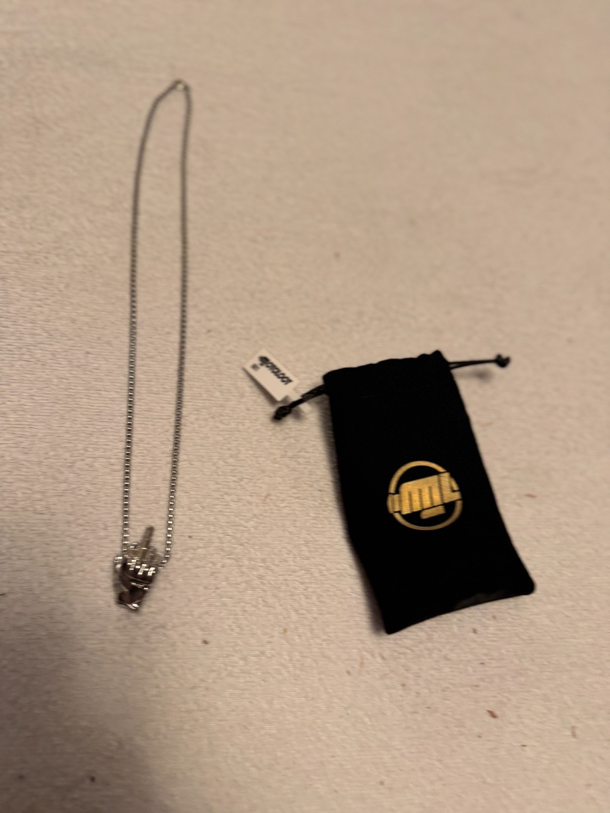motoloot Motorcycle Necklace – Rider Finger “F U”