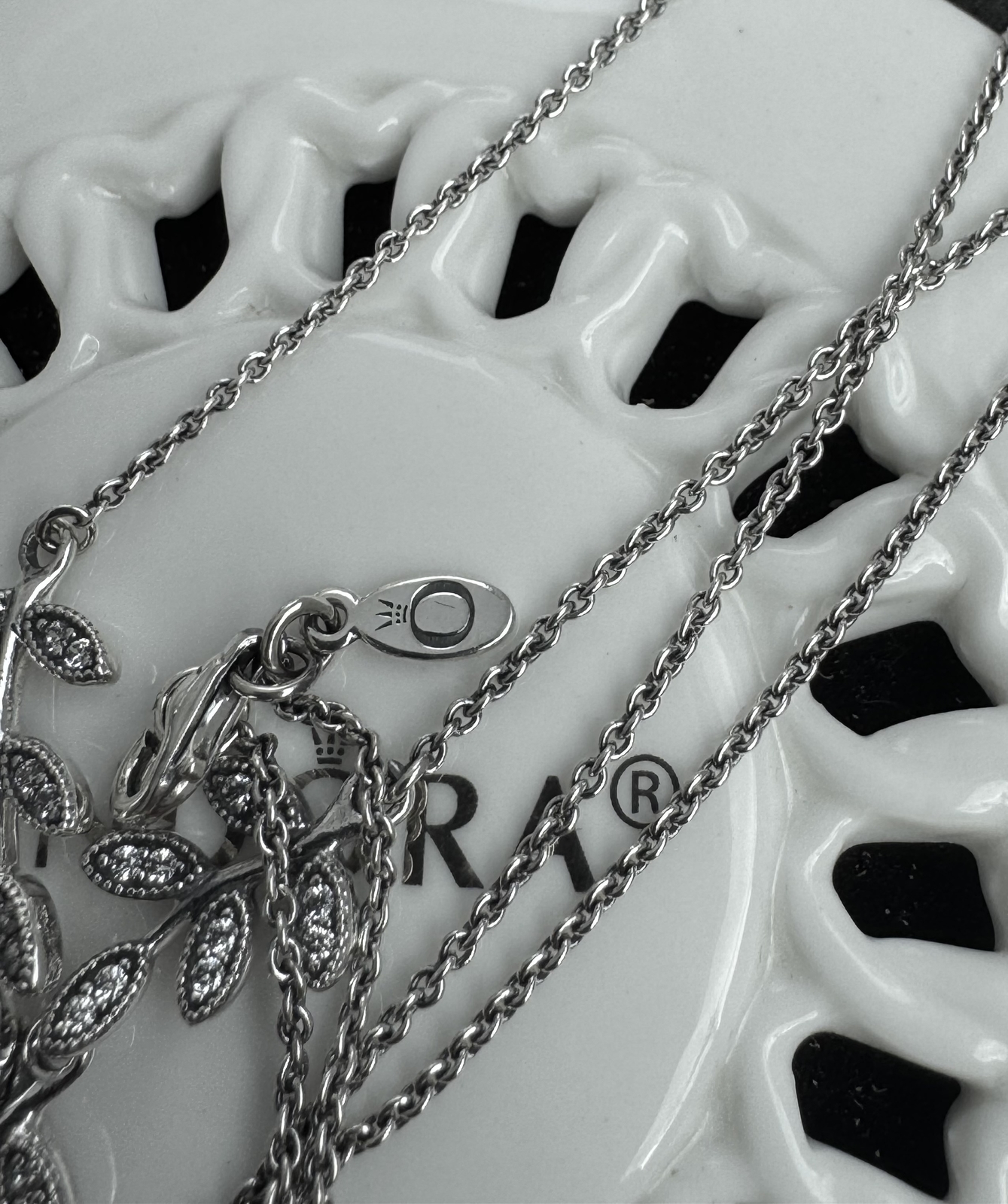 Authentic Pandora Sparkling Leaves Chain Necklace #590414CZ- 45 cm / 17.7 in