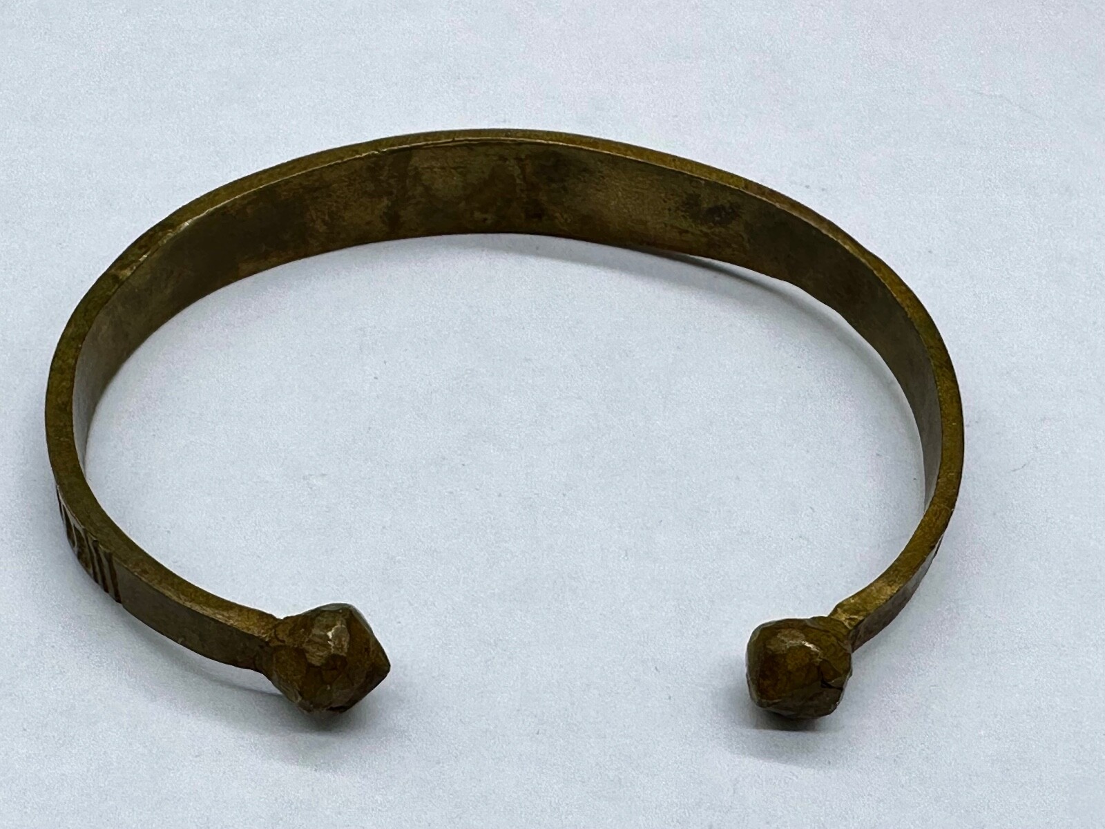 TRIBAL ESTATE SOLID BRASS AFRICAN HAND STAMPED CHASED CUFF BRACELET