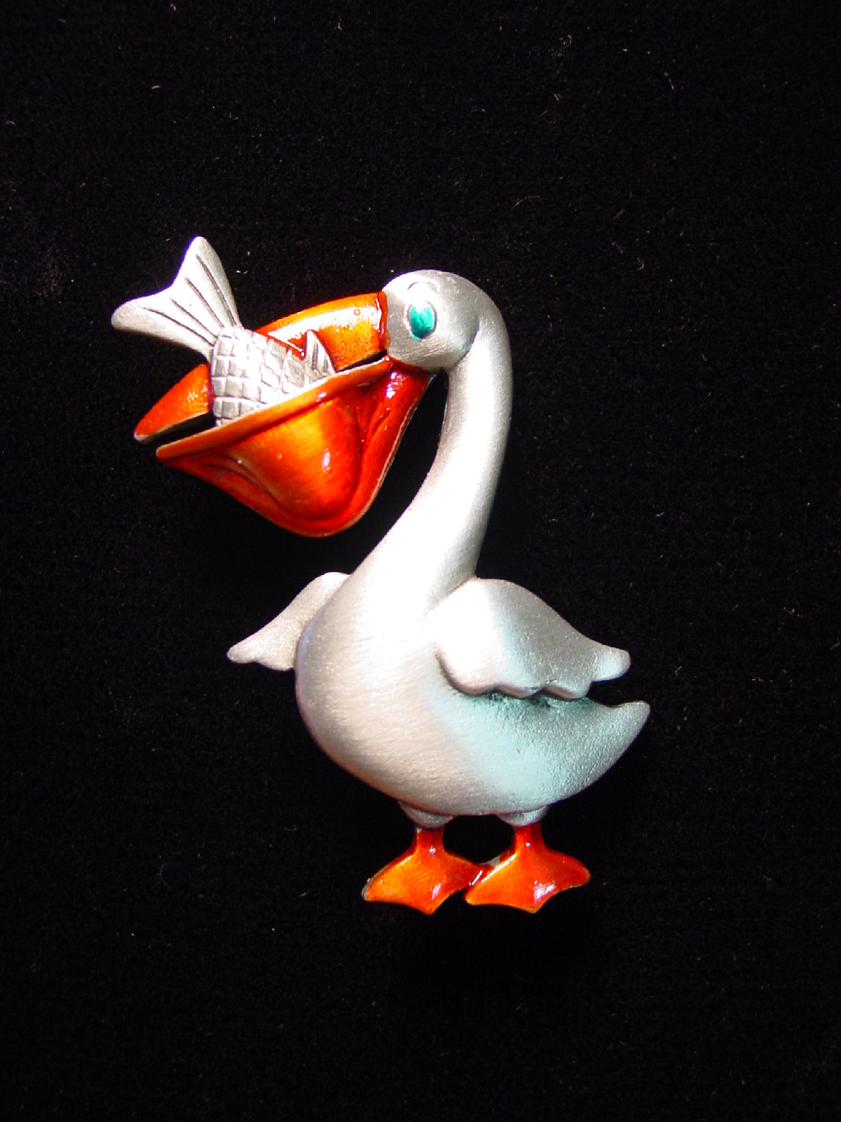 “JJ” Jonette Jewelry Silver Pewter ‘Pelican Eating Fish’ Pin