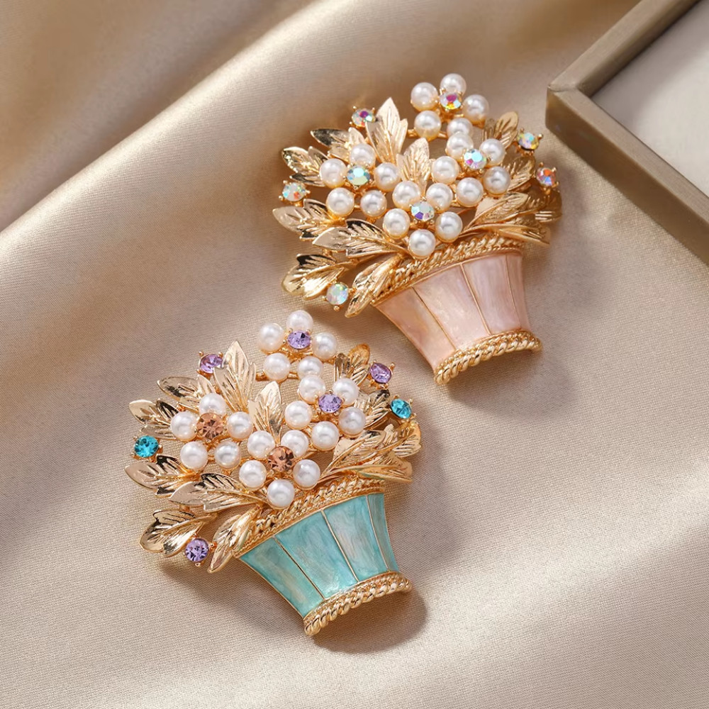 Vintage Easter Spring Flower Basket Brooch Sparkling Rhinestone Pin Jewelry Gift