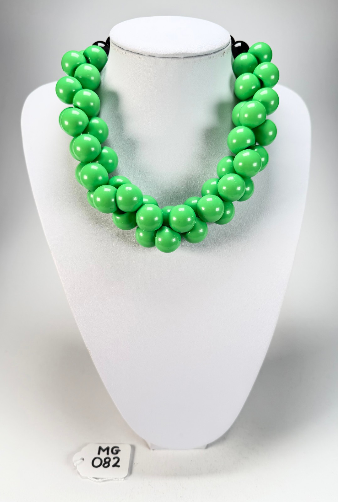 Marion Godart – Grapes “Poignée” Bright Green Large Cluster Resin Necklace