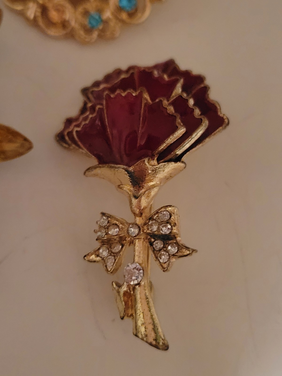 Gorgeous Rhinestone Flower Red Carnation Florals Brooch Jewelry Lot CA USA P229