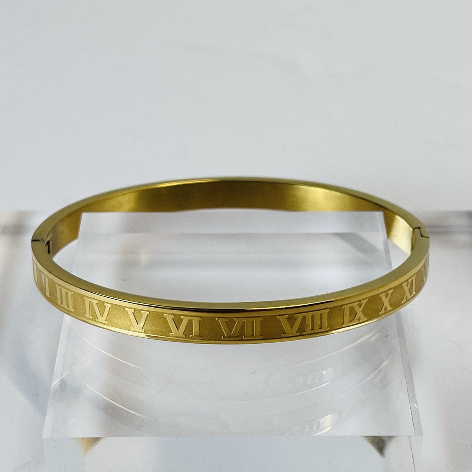 Gold Tone Bangle Bracelet – Roman Numerals Design – Sz 6.5” – Push Lock – 2024