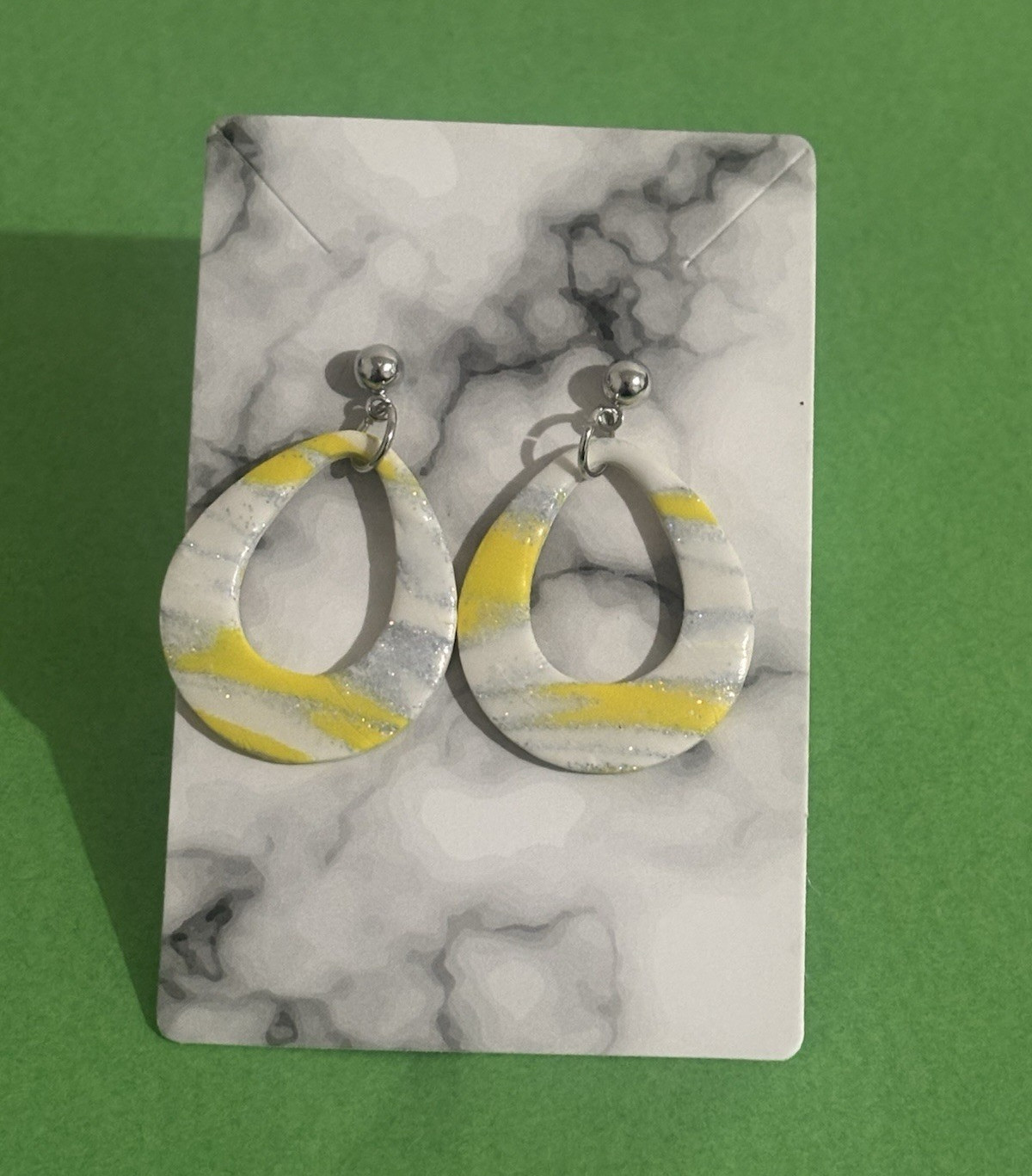 Handmade Yellow & White Teardrop Dangle Drop Earrings Silver Holographic Glitter