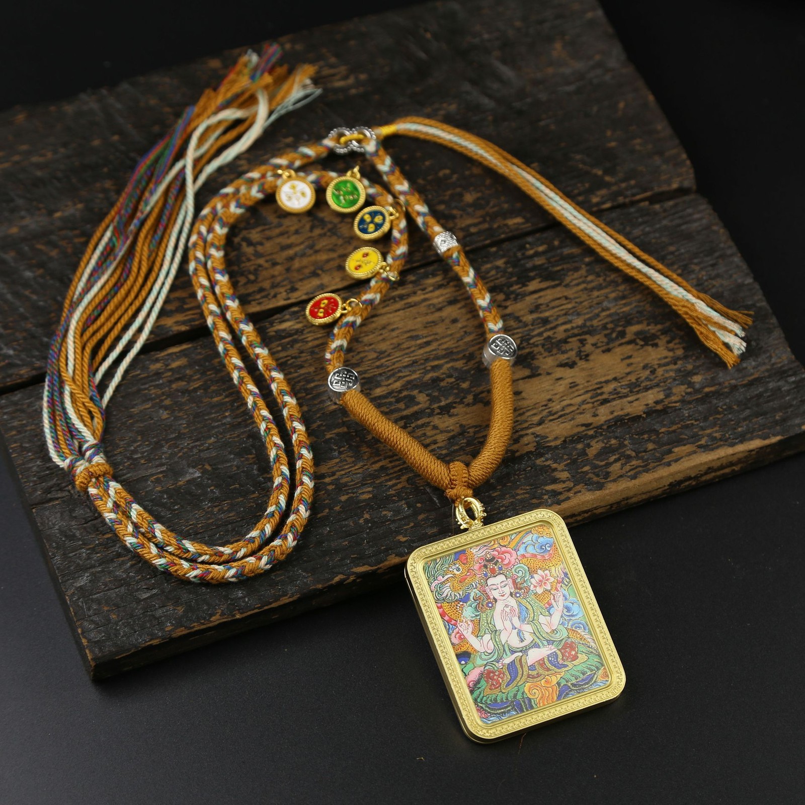 Tibetan Thangka Eight Patron Saints Necklace Buddha Pendant amulet hand knitting