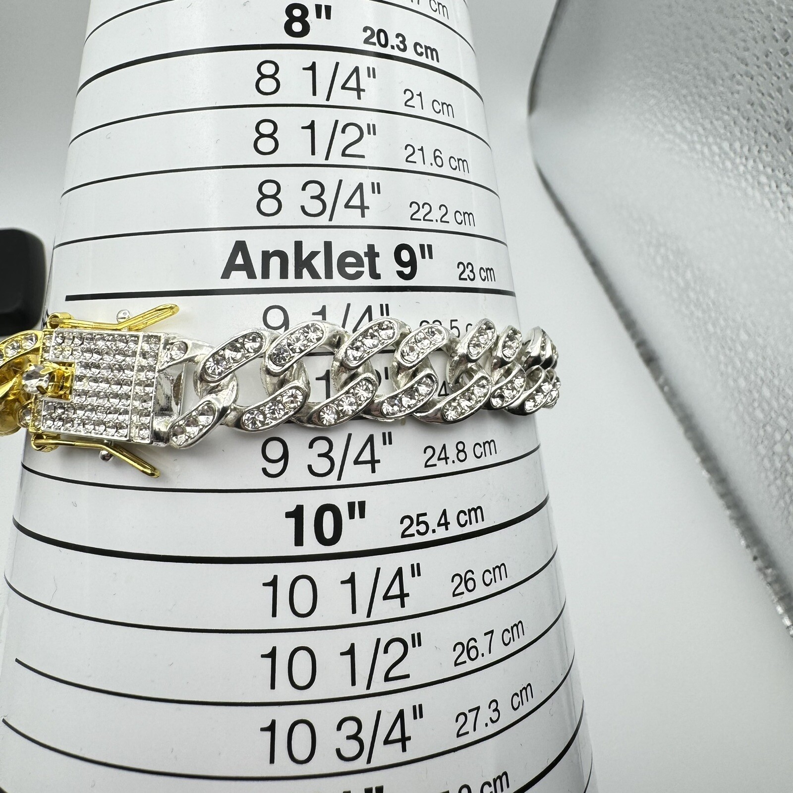 Goldtone Silvertone Rhinestone Cuban Link Box Clip Closure Bracelet 9 1/2”