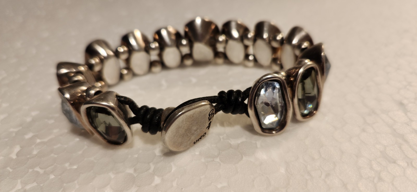 UNOde50 La Vida Loca 13 Crystal Silver Chunky Bracelet Leather Minus 1 Stone
