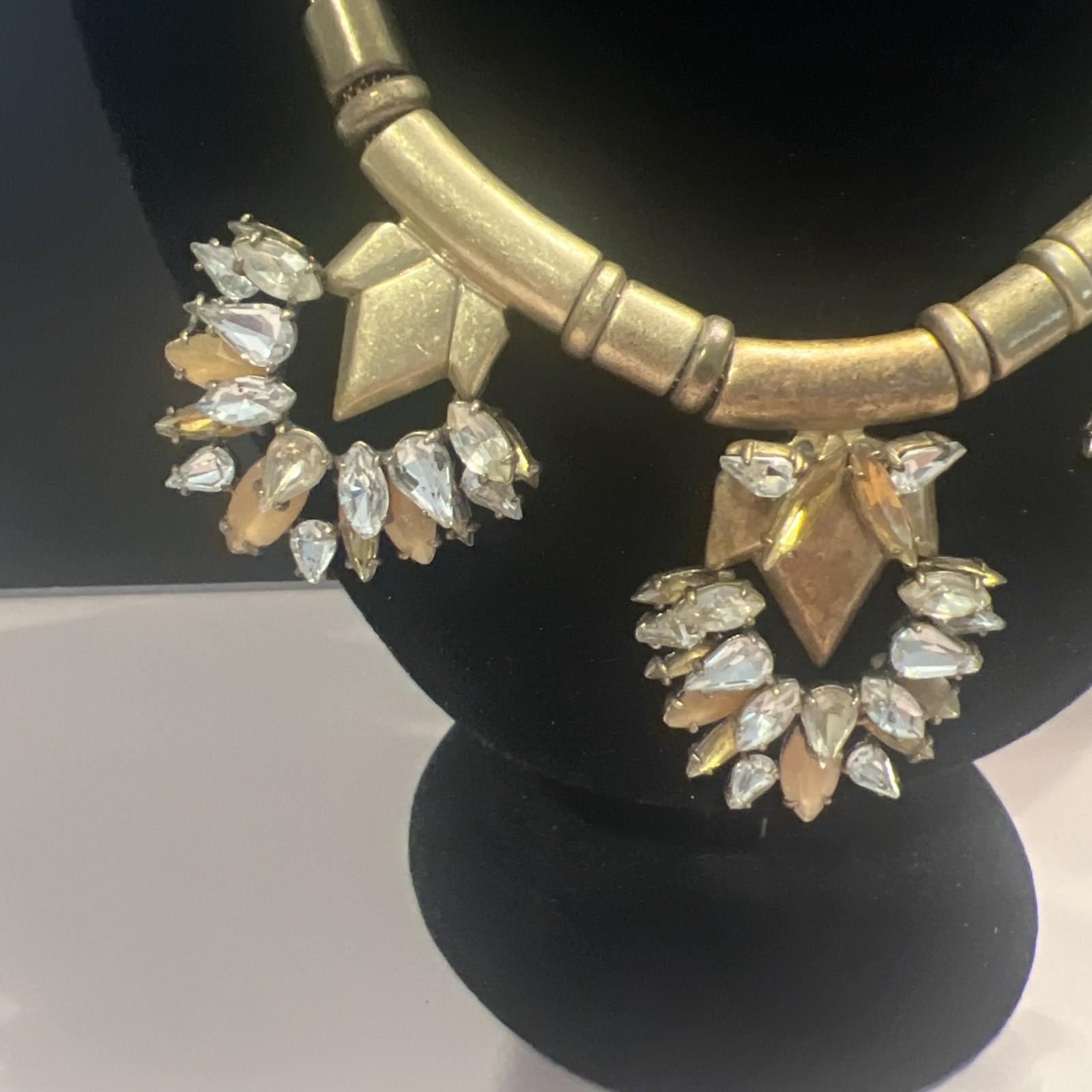 STELLA & DOT Designer Signed Gold Vintage & Faceted Stone Statement Necklace