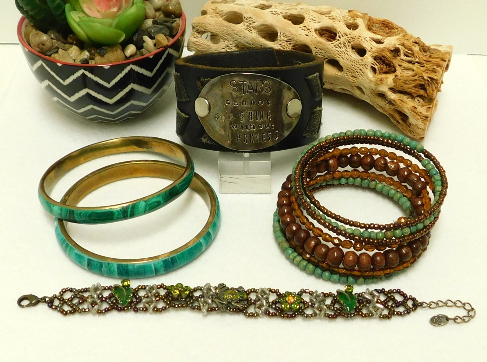 VINTAGE MALACHITE, BRASS, LEATHER, ENAMEL, GLASS & RHINESTONE BRACELET LOT