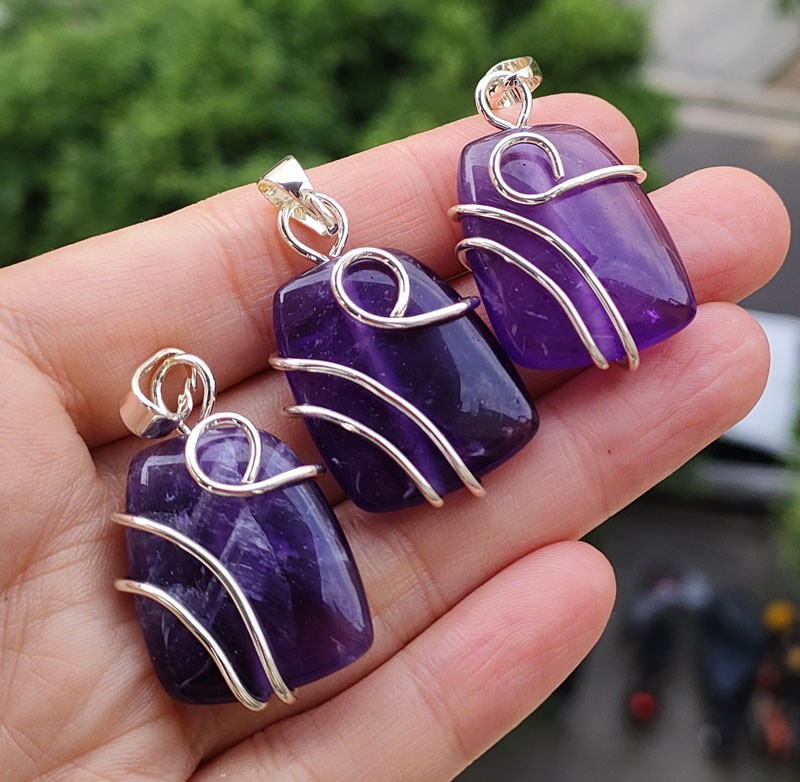 10pcs Cute Amethyst Gems Pendants stone Chakra Reiki Luck Amulet