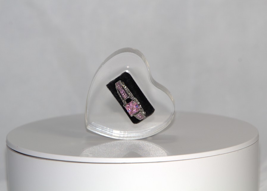 New Pink Princess Cut Crystal Ring Size 7 Fashion Costume Jewelry W/ Gift Box