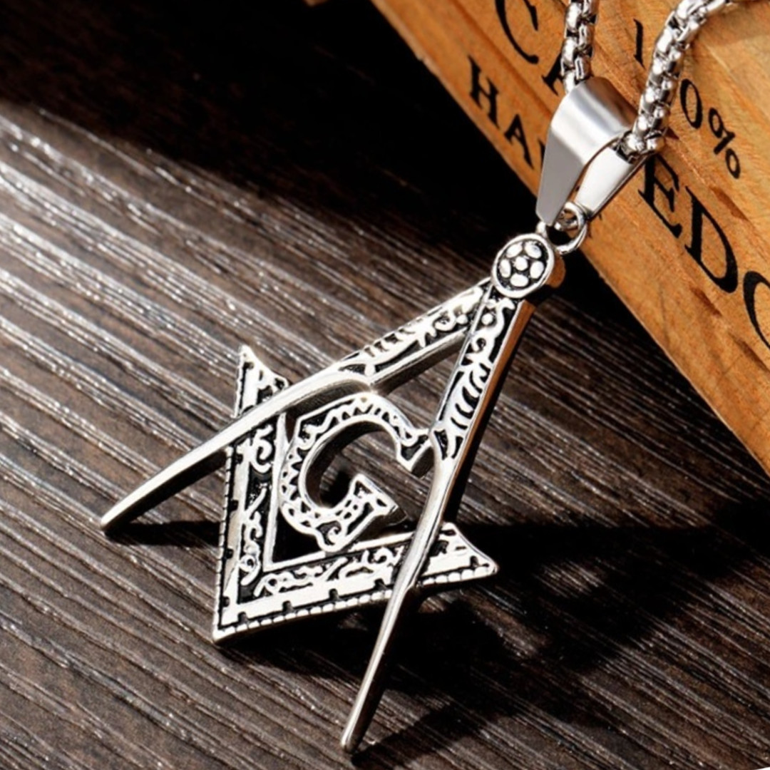 Silver Freemason Masonic Square Compasses Pendant Necklace Chain Men’s Jewelry