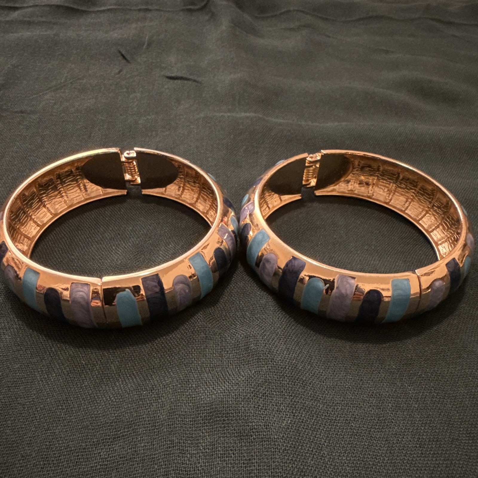 Set of 2 Gold Tone Hinged Bangle Bracelets Blue Purple Striped Enamel Stack