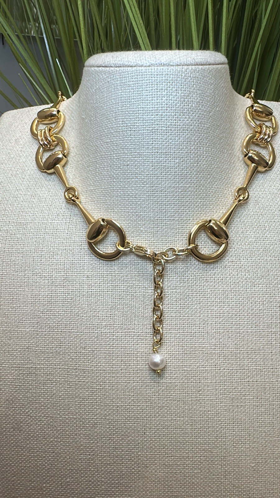 Equestrian necklace, Equine Horse, Snaffle bit “Y” lariat, gold stunning