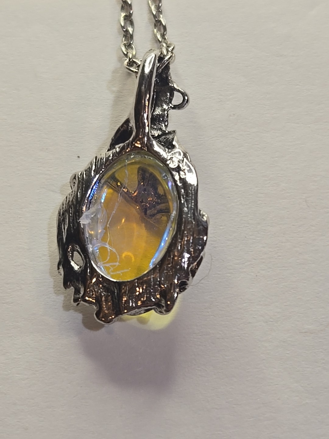 Silver Plated Alloy Moonstone Pendant With Leaf Design Necklace