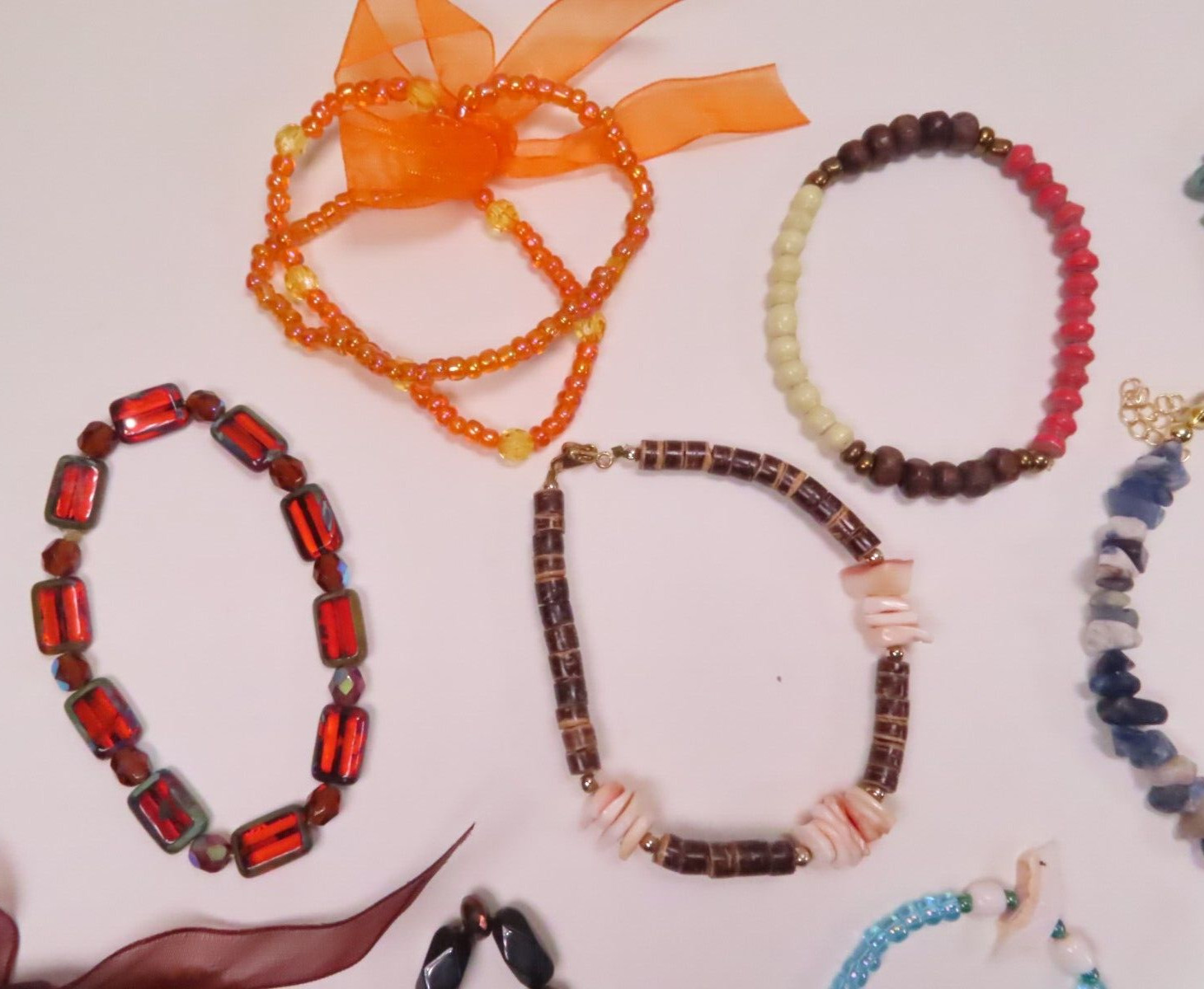 Lot of 13 Beaded Bracelets 10 Stretch 3 Clasp Metal Stone Acrylic Shell Plastic