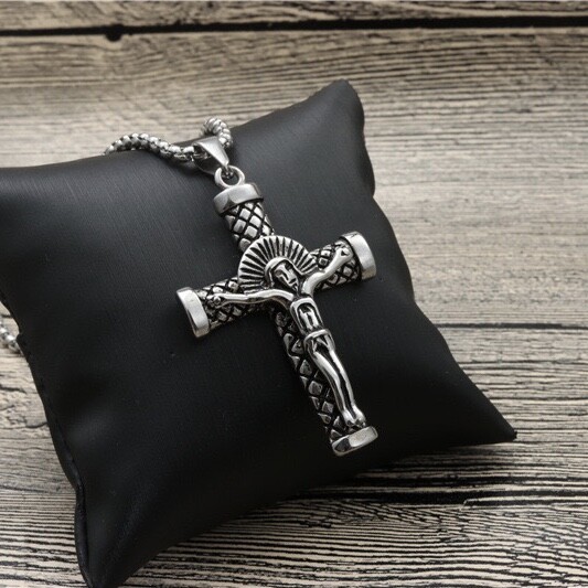 Jesus Christ Crucifix Cross Pendant Necklace Religious Jewelry Stainless Steel