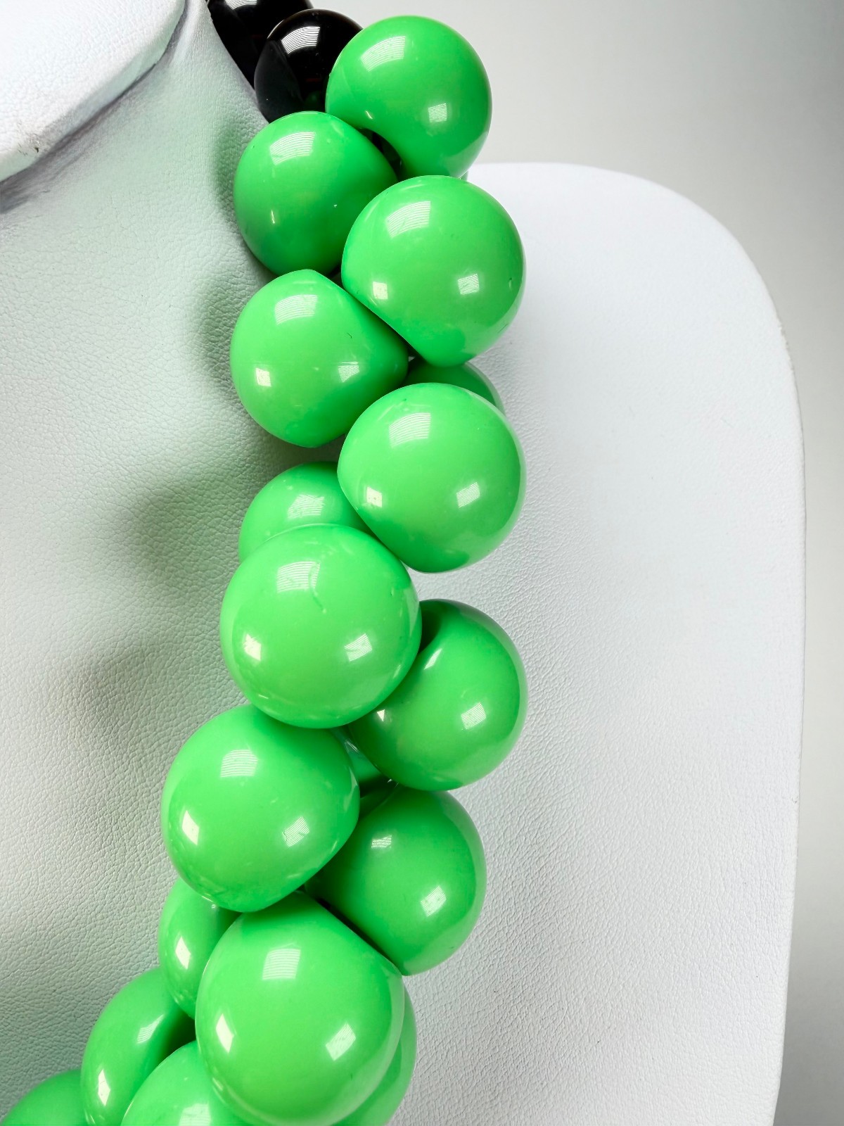 Marion Godart – Grapes “Poignée” Bright Green Large Cluster Resin Necklace