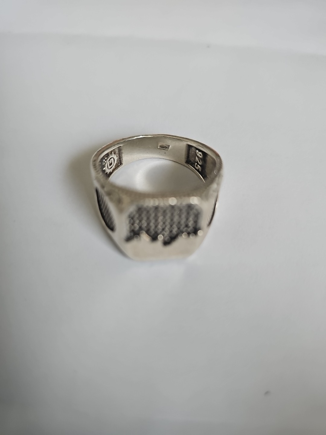 Vintage .925 Sterling Silver Ring With Stones