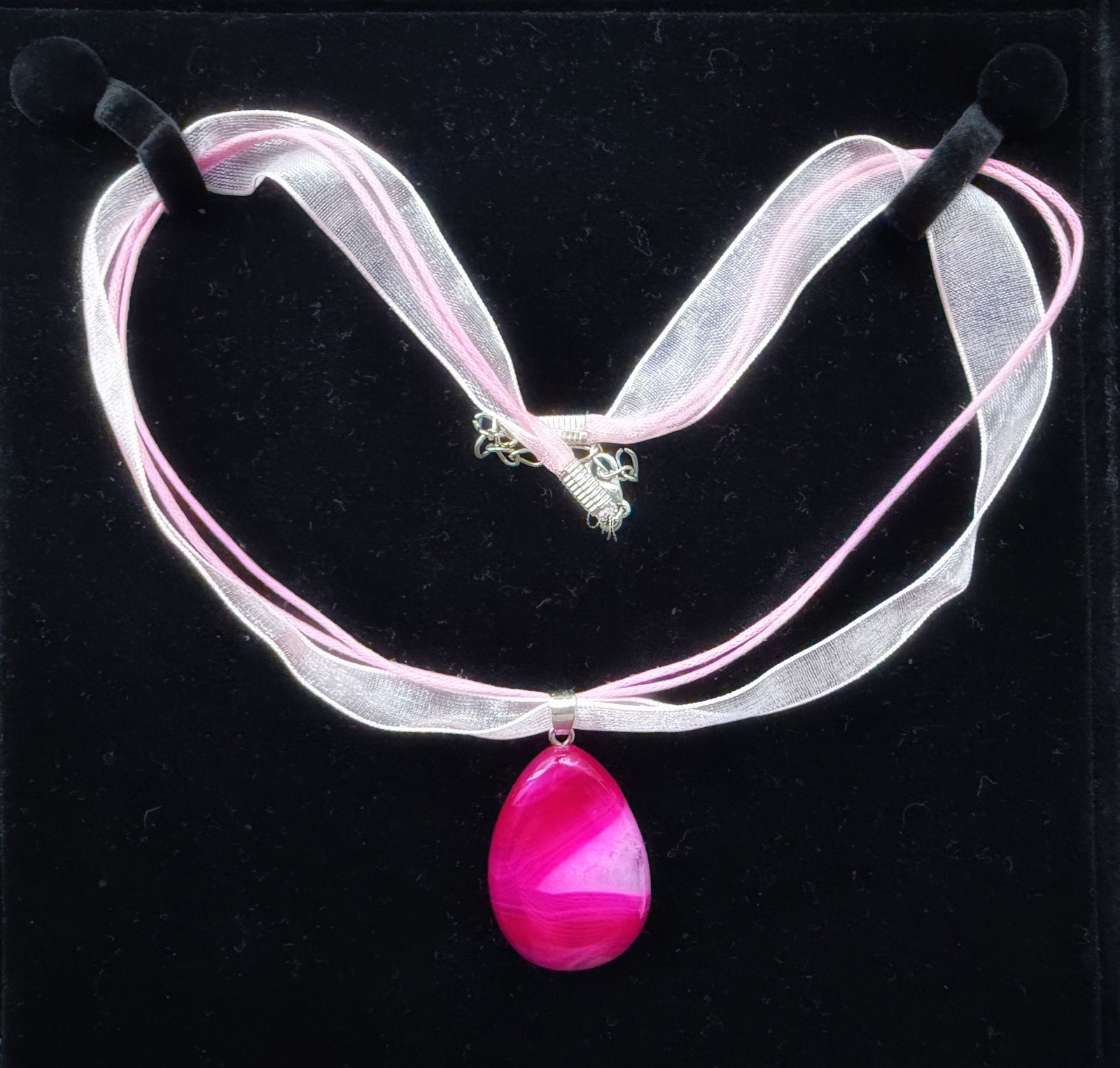 Australia natural pink Jade pendant (24mm x 35mm ) and necklace (19in)