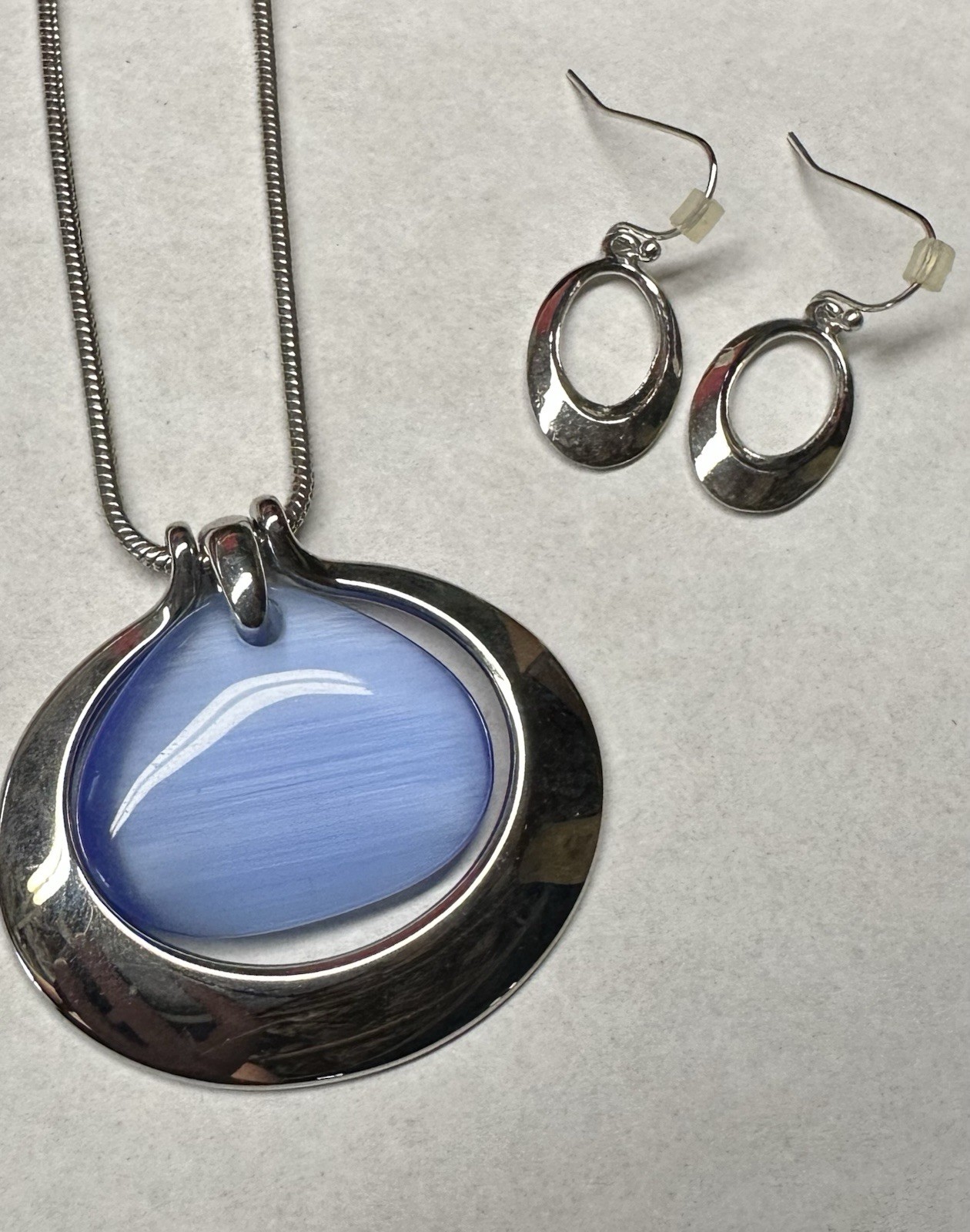 Lia Sophia Blue Cat Eye Pendant Necklace & Matching Earrings Silver Tone Set