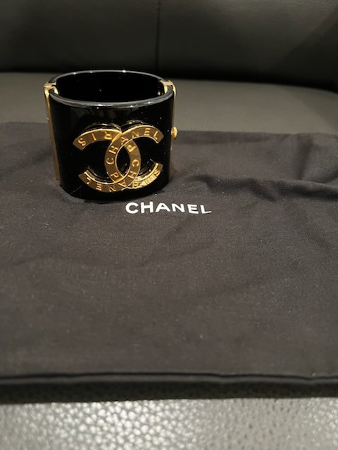 CHANEL Black Cuff Bracelet Gold Plated CHANEL PARIS 6.5″ – 7″ONLY SERIOUS BUYER