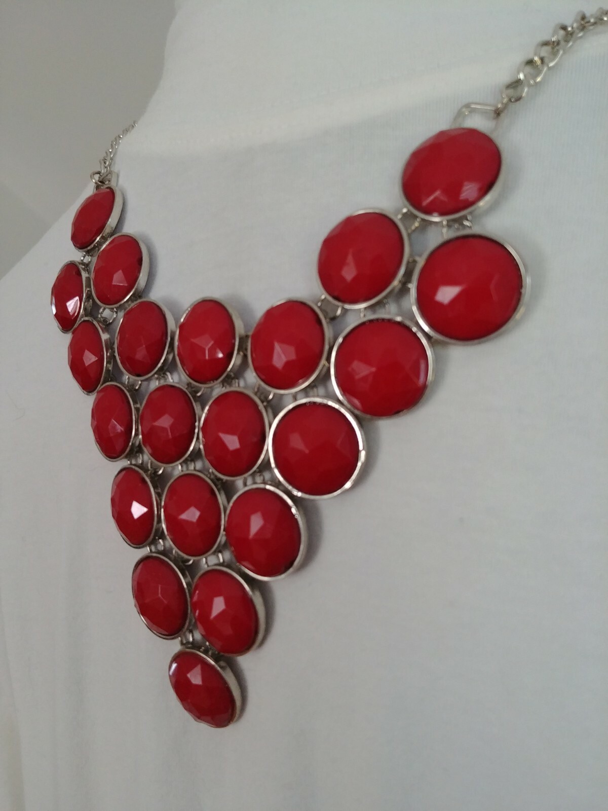 Red Faceted Gemstone Goldtone Fashion Dangle Necklace Choker Chain Casual Formal