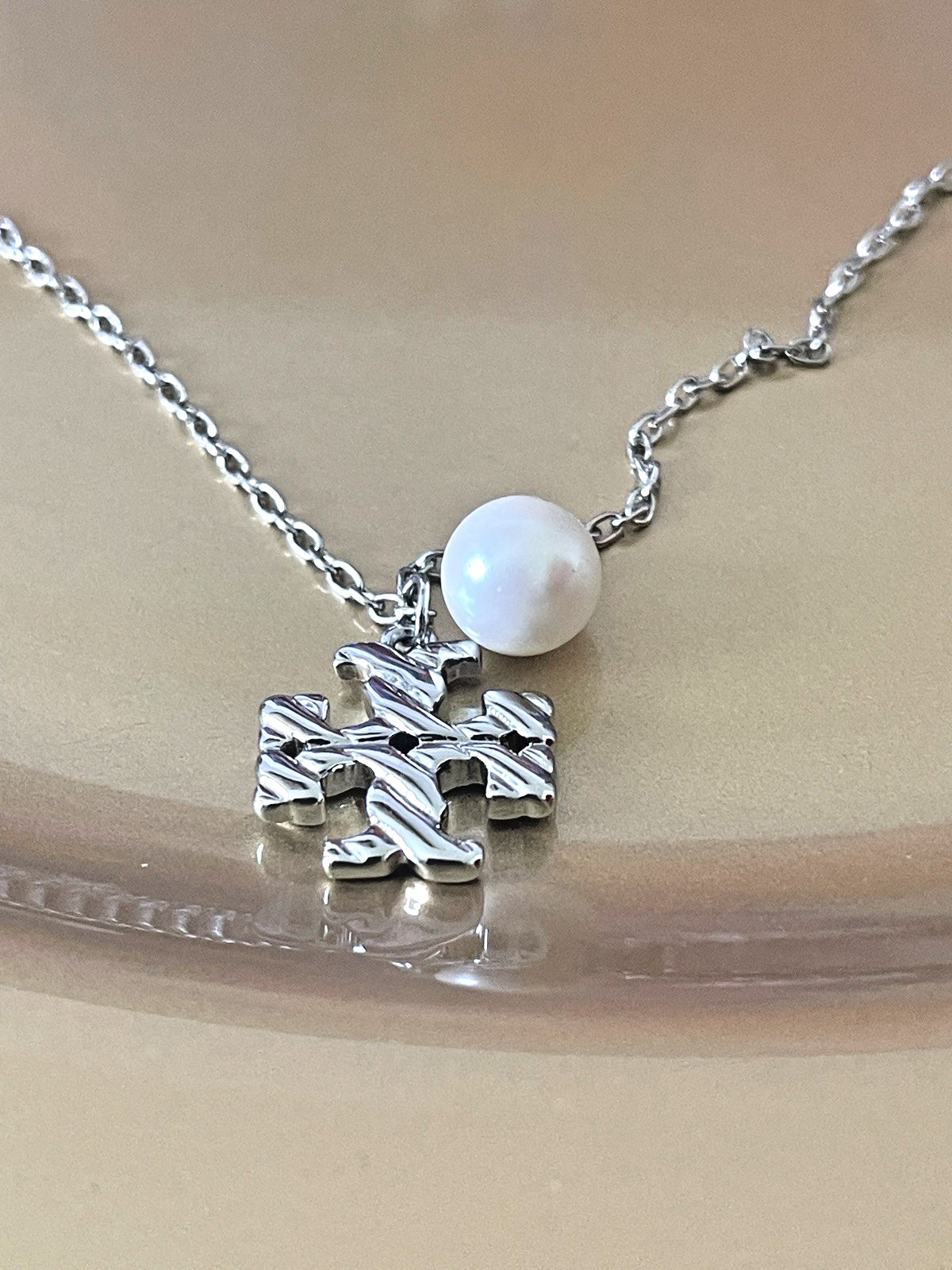 Tory Burch Roxanne Double T Logo & Pearl Pendant Necklace Auth NEW w TAGS