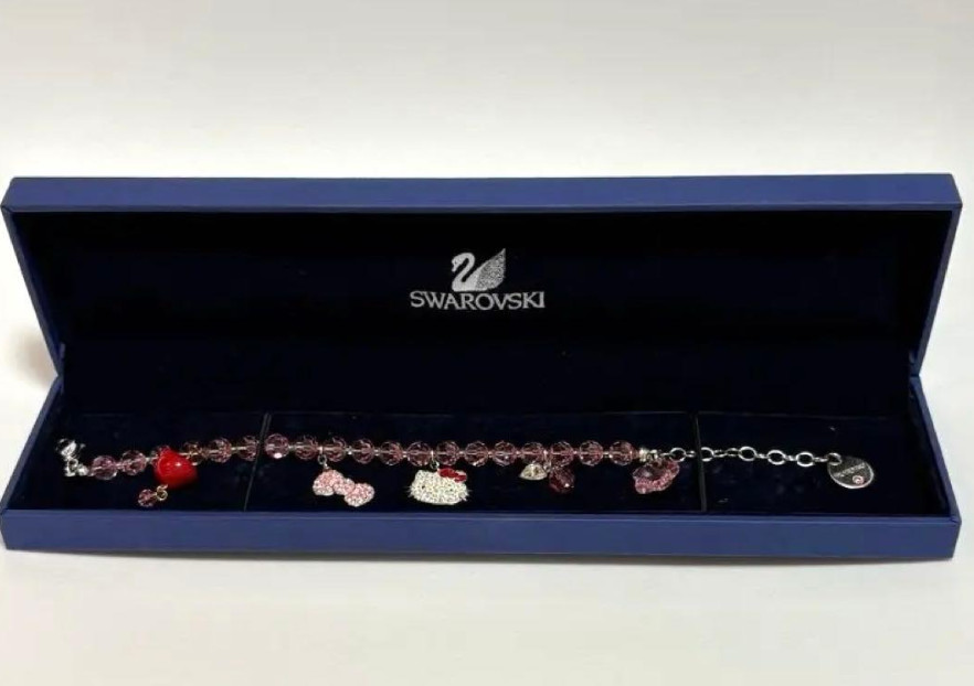 Unused Swarovski Hello Kitty Charm Bracelet Pink Crystal 20cm 7.9″ Rare Gift Box