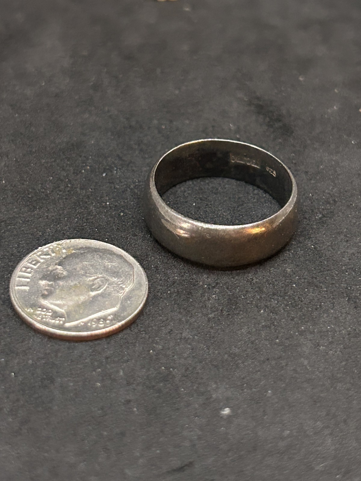 925 Sterling Baroni Dark Tarnish Band Ring 7mm Sz 7.5 – 5.37g