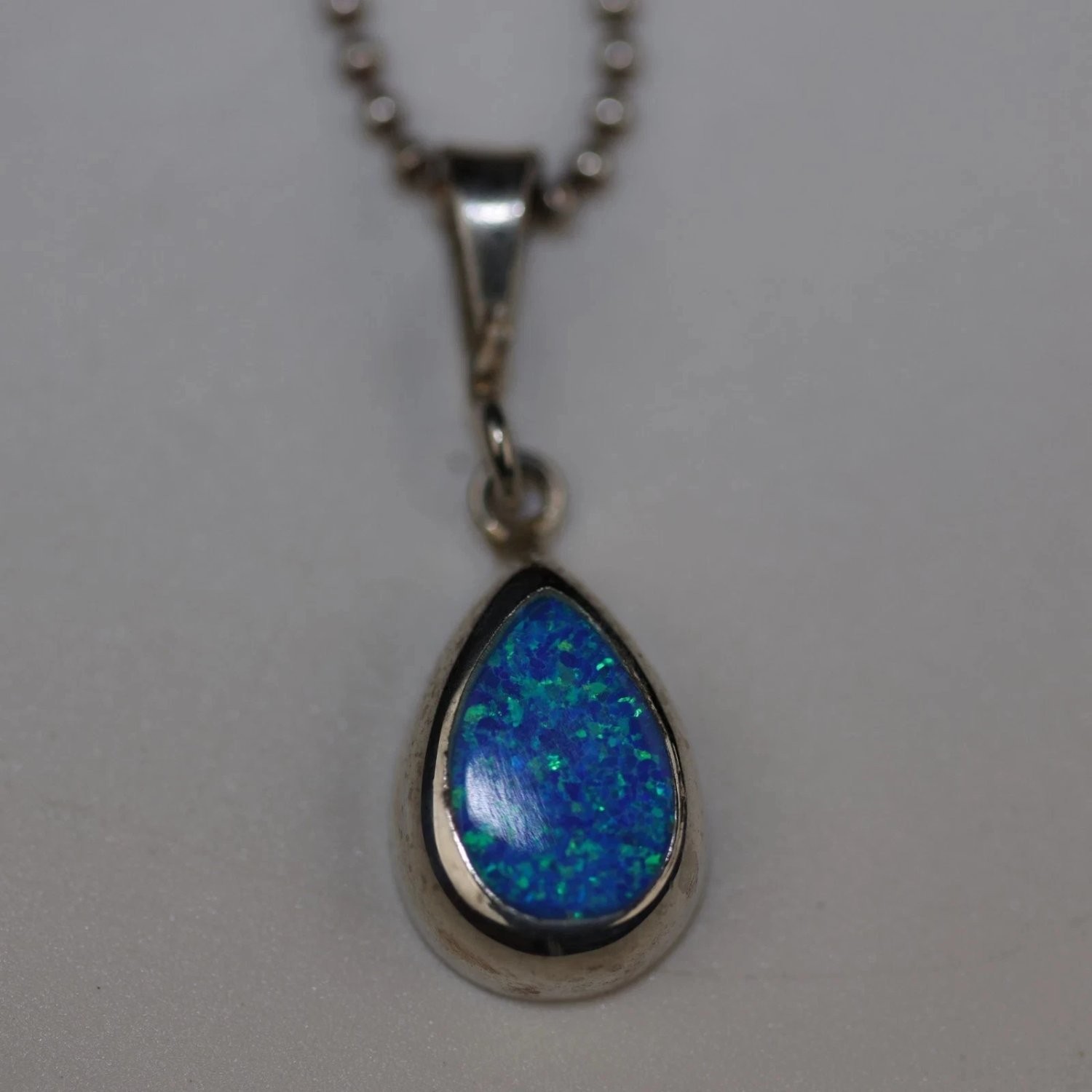 Necklace 5.80 Grams Blue Sterling Silver Opal Pendant Fire Vintage